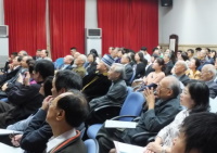 「杜維運教授追思紀念學術研討會」在臺大文學院會議室舉行，出席者橫跨歷史學界老中青三代。（2012年11月22日攝）