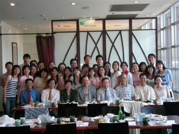 杜宣瑩（B90，趙綺娜老師美國史首班學生）提供