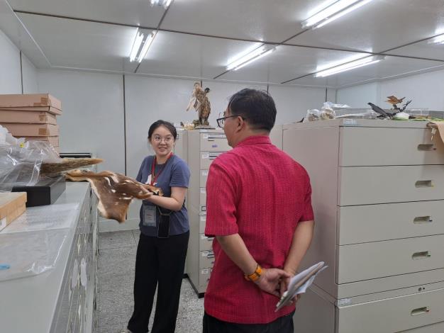 visiting Dr. Chia-Ying Jessie Ko's lab