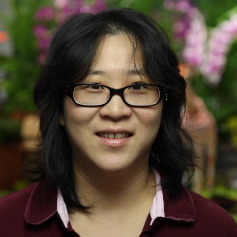 Life Science - Prof. Hsueh-Fen Juan Honored with 2019 MOST Outstanding Research Award